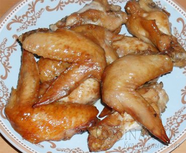 Куриные крылышки в духовке в медово-соевом соусе